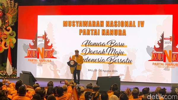 ketua-umum-partai-hati-nurani-rakyat-hanura-osman-sapta-odang-atau-biasa-disapa-oso-saat-sambutan-pada-munas-hanura-di-kuta-ba_169